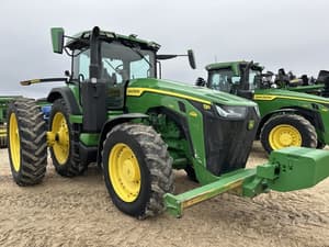 2023 John Deere 8R 340 Image