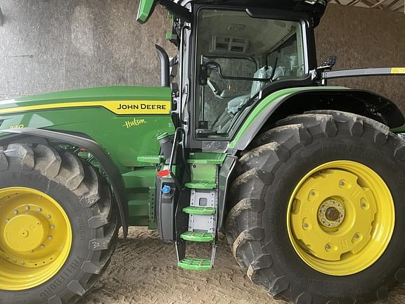 Image of John Deere 8R 340 Primary image