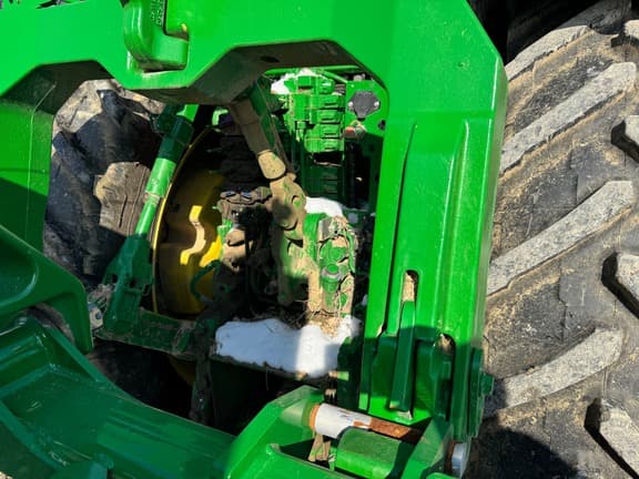 Image of John Deere 8R 340 equipment image 2