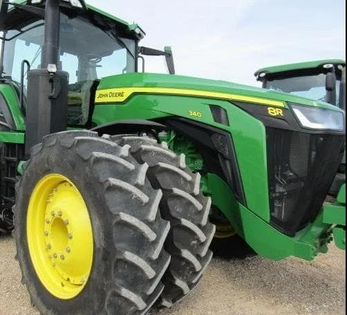 Image of John Deere 8R 340 equipment image 3