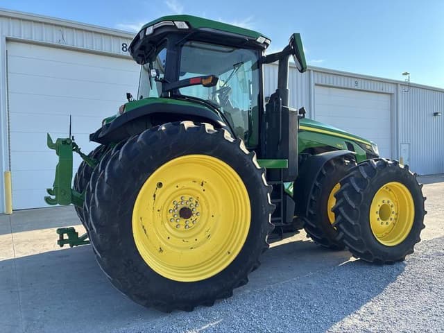 Image of John Deere 8R 340 equipment image 4