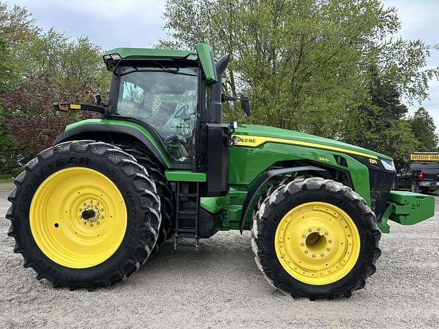 Image of John Deere 8R 340 equipment image 3
