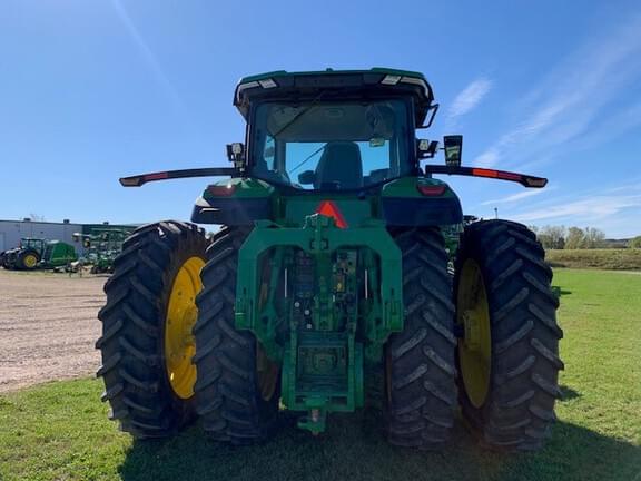 Image of John Deere 8R 340 equipment image 3