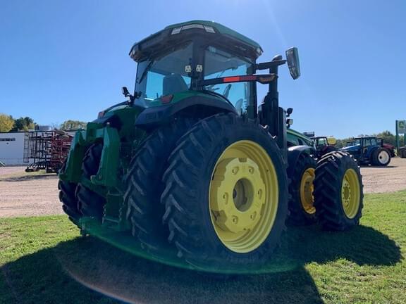 Image of John Deere 8R 340 equipment image 4