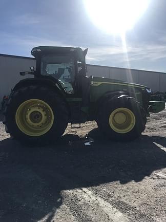Image of John Deere 8R 340 equipment image 2