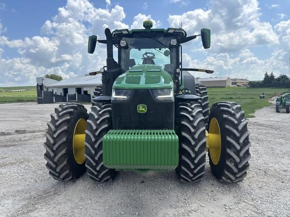 Image of John Deere 8R 340 equipment image 2