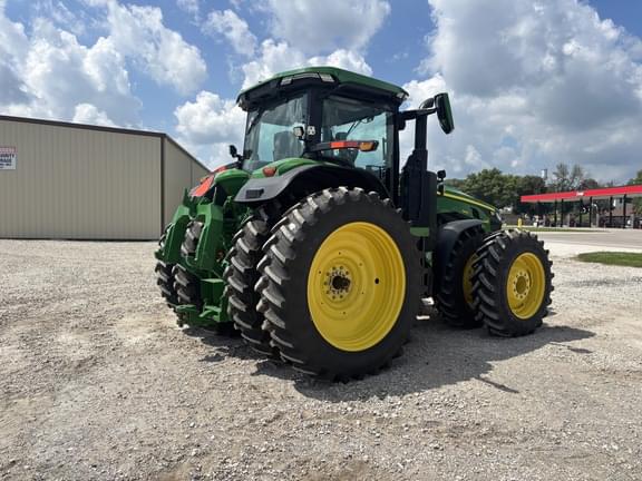 Image of John Deere 8R 340 equipment image 4