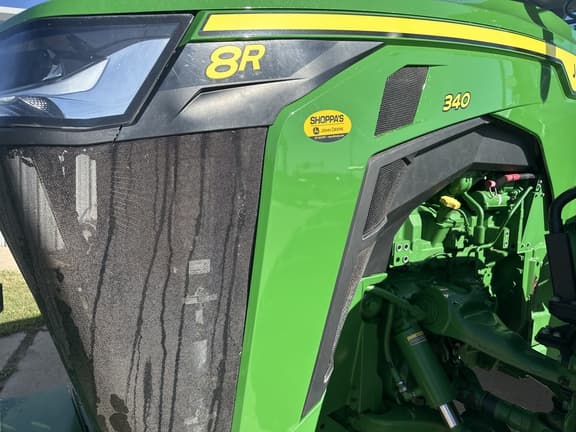 Image of John Deere 8R 340 equipment image 4