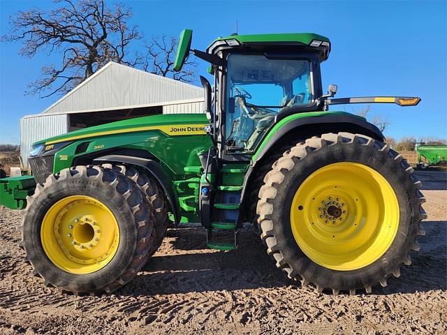 Image of John Deere 8R 340 equipment image 3