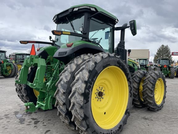 Image of John Deere 8R 340 equipment image 4