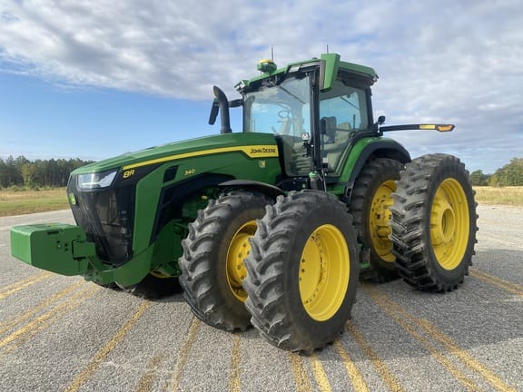 2023 John Deere 8R 340 Equipment Image0