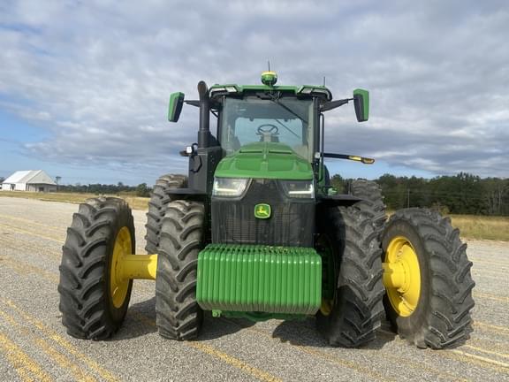 Image of John Deere 8R 340 equipment image 2