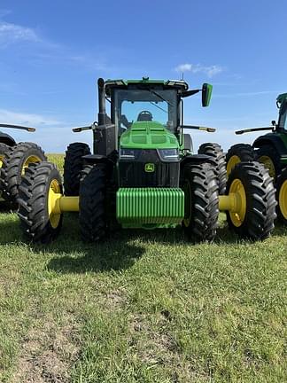 Image of John Deere 8R 340 equipment image 1