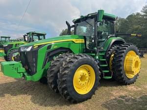 2023 John Deere 8R 340 Image