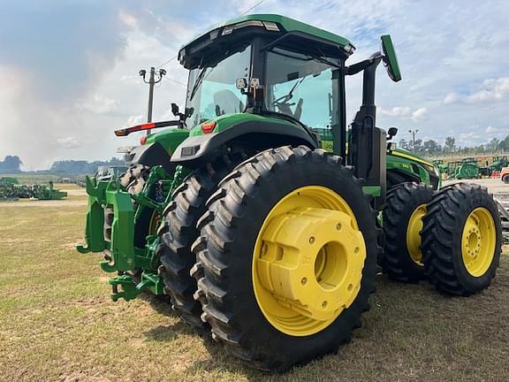 Image of John Deere 8R 340 equipment image 4