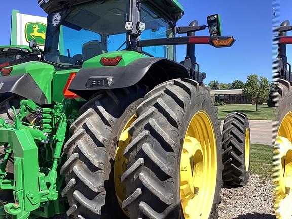 Image of John Deere 8R 340 equipment image 3