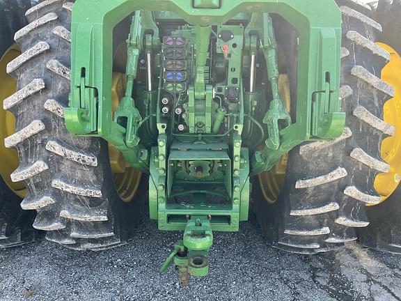 Image of John Deere 8R 340 equipment image 3