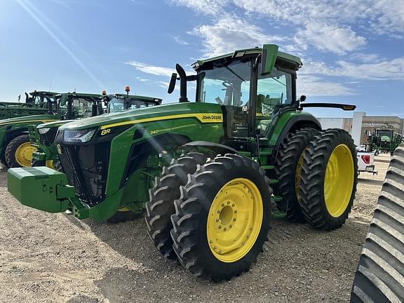 Image of John Deere 8R 340 equipment image 1