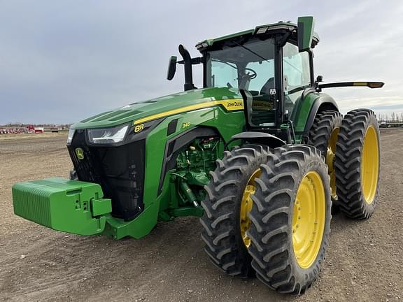 Image of John Deere 8R 340 equipment image 4