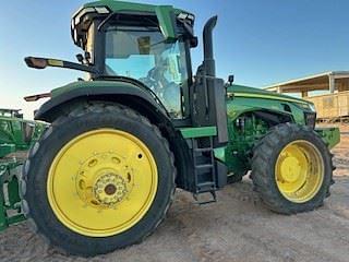 Image of John Deere 8R 340 equipment image 4