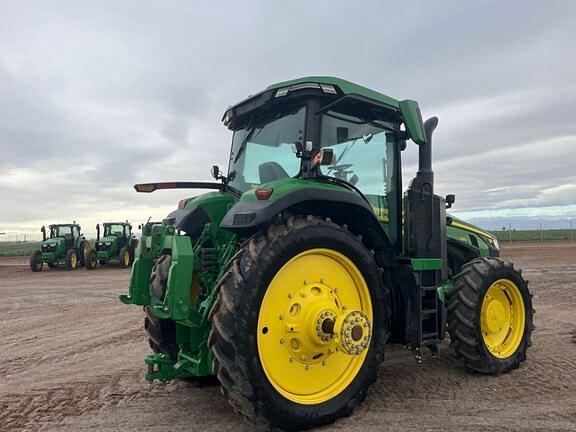Image of John Deere 8R 340 equipment image 4
