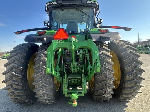 Image of John Deere 8R 340 equipment image 3