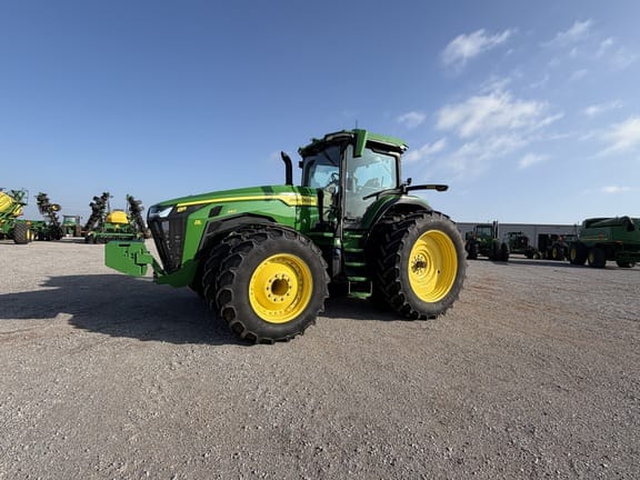 2023 John Deere 8R 340 Equipment Image0