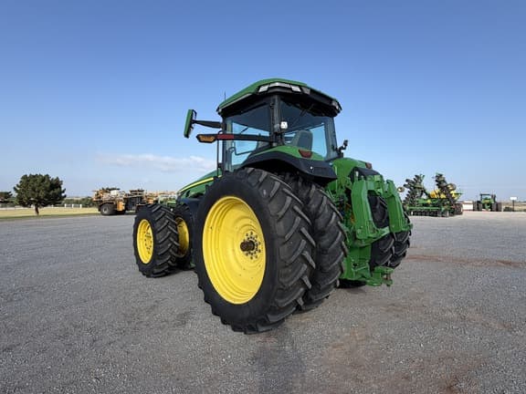 Image of John Deere 8R 340 equipment image 2
