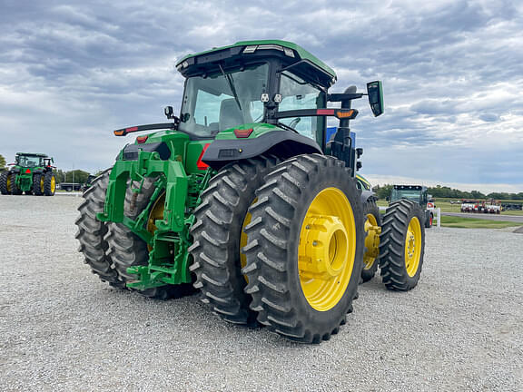 Image of John Deere 8R 340 equipment image 4