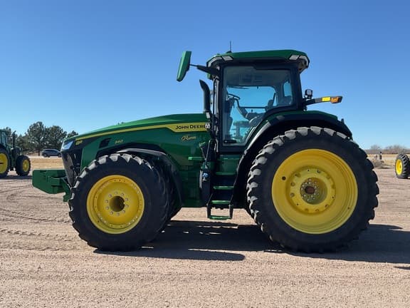 Image of John Deere 8R 340 equipment image 3