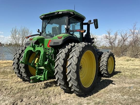 Image of John Deere 8R 340 equipment image 4