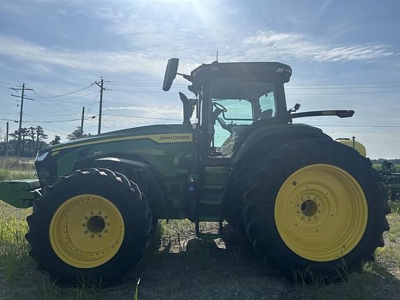 Image of John Deere 8R 340 equipment image 2
