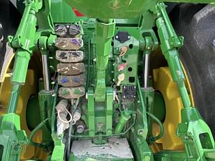 Main image John Deere 8R 340 19