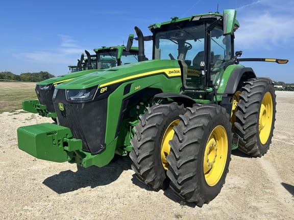 2023 John Deere 8R 340 Equipment Image0
