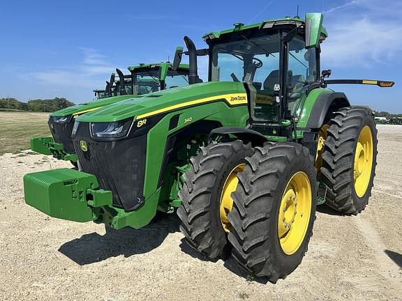 Image of John Deere 8R 340 Primary image