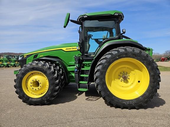 Image of John Deere 8R 340 Primary image