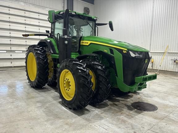 Image of John Deere 8R 340 equipment image 4