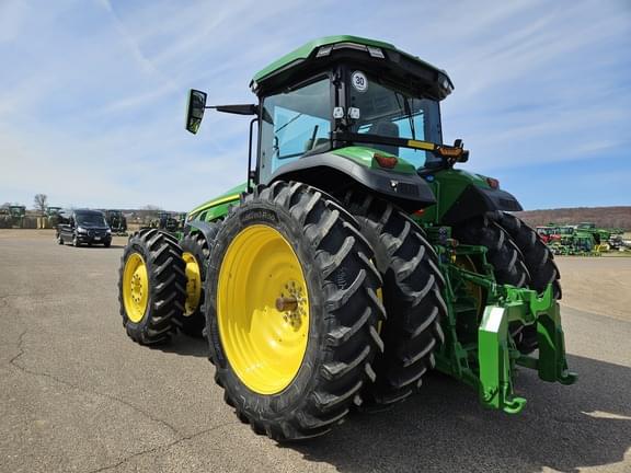 Image of John Deere 8R 340 equipment image 4