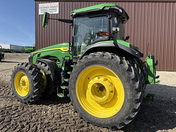 Image of John Deere 8R 340 equipment image 4