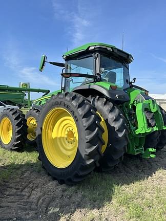 Image of John Deere 8R 340 equipment image 3