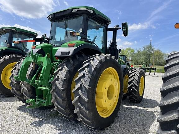 Image of John Deere 8R 340 equipment image 4