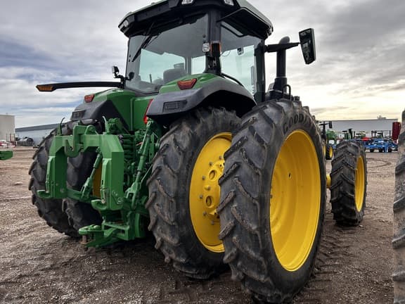 Image of John Deere 8R 340 equipment image 3