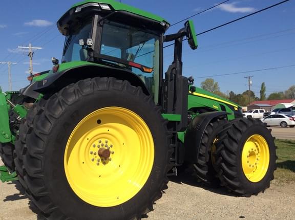 Image of John Deere 8R 340 equipment image 3