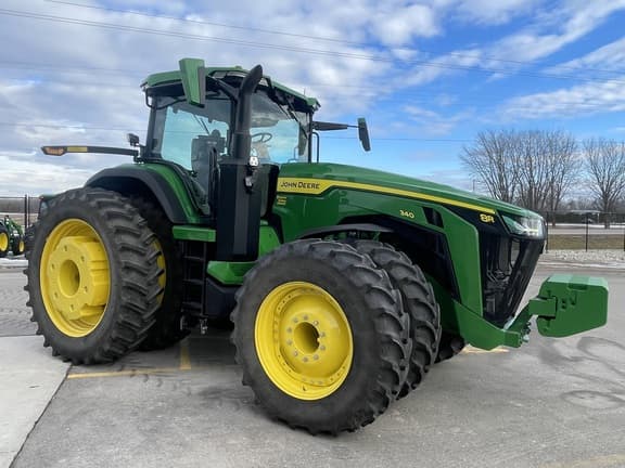 Image of John Deere 8R 340 equipment image 2