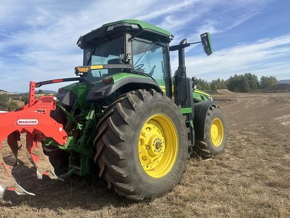 Image of John Deere 8R 340 equipment image 2