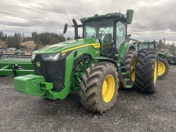 2023 John Deere 8R 340 Equipment Image0