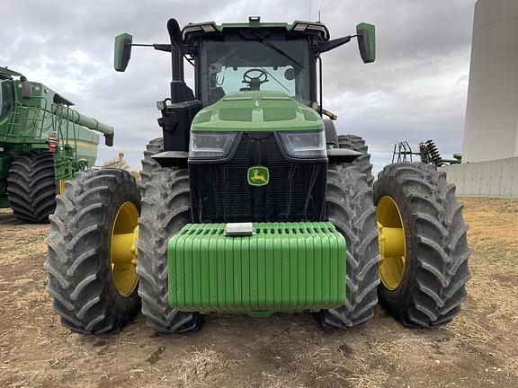 Image of John Deere 8R 340 equipment image 4