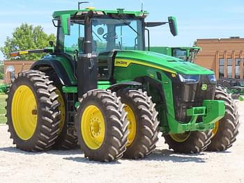 2023 John Deere 8R 340 Equipment Image0