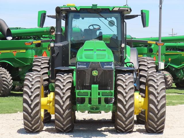 Image of John Deere 8R 340 equipment image 1