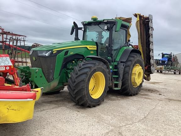 Image of John Deere 8R 340 equipment image 2